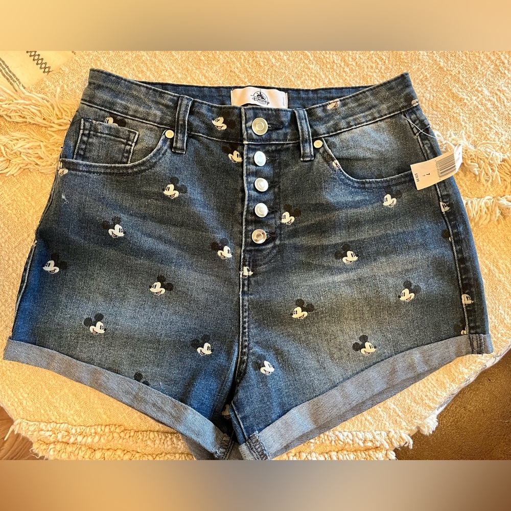 NWOT Disney Parks Denim Mickey Mouse Print Shorts Juniors 9 / Womens 6